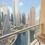 Lake Views Stunning Studio L 1 Min Walk To Metro