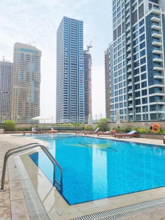 Apartment Views Stunning L 1 Min Walk To Metro *