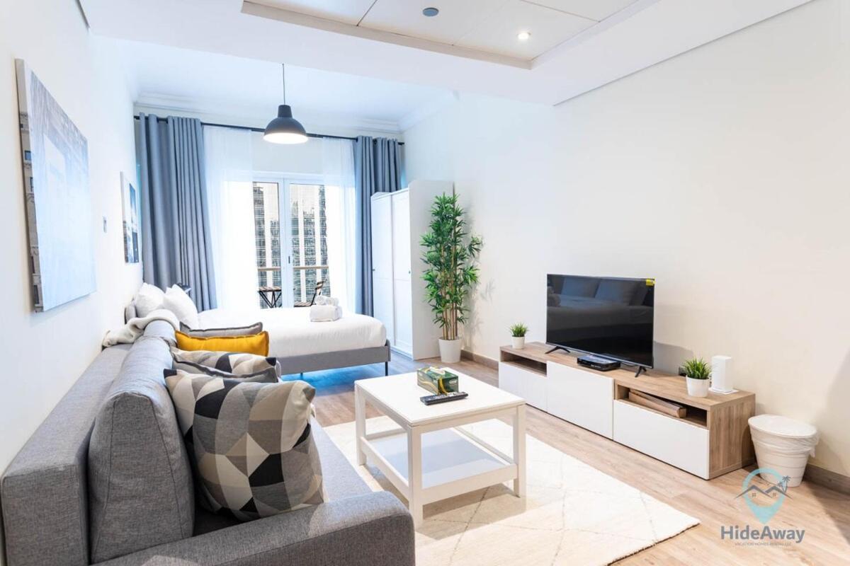 Apartment Views Stunning L 1 Min Walk To Metro Dubai
